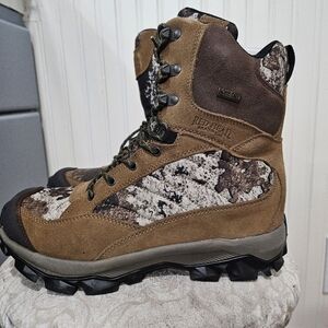 RedHead Men's Brown and Camouflage Combat Boots All Weather Size 10M. New With B
